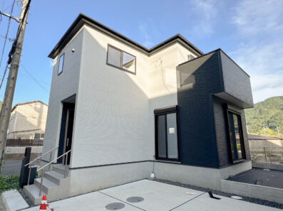 築浅×戸建て×ペット相談可】リナージュ岩国市御庄 01号棟のご紹介【3LDK・新岩国駅徒歩圏】